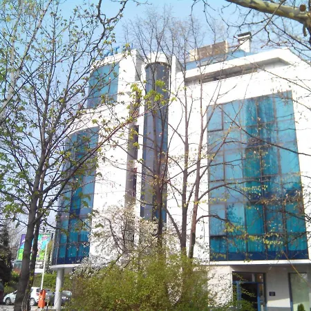 Latinka Otel 3*