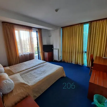 Latinka Otel