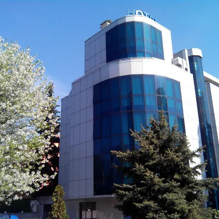 Otel Latinka 3*